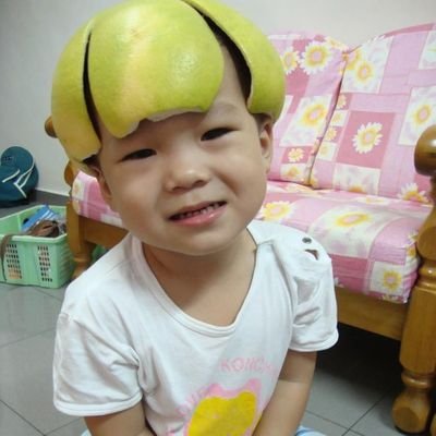 YFeng1214's profile picture. .