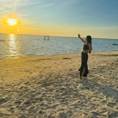 kimjhing's profile picture. 