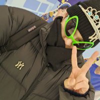 솦 (@hello__lcs) 's Twitter Profile