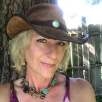 Horseshoes and Hand Grenades (@shoes_grenades) 's Twitter Profile