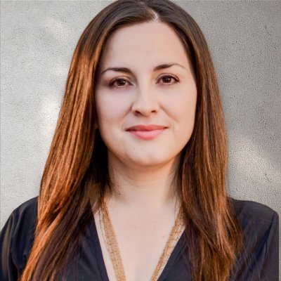 carocruzhoyos's profile picture. Entrepreneur | Gestalt Therapist & Family Constellations Specialist | Author of #HerederaUniversal | Digital Marketer | Global Online Counselling