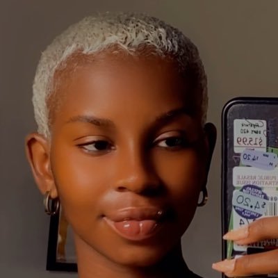 Cleo_honzerie's profile picture. ⚠️