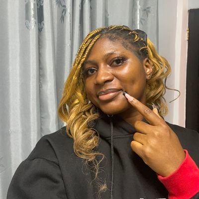 PriscaFerdinand's profile picture. I put myself first👌.
Women should be heard.
Feminist✨️.
 Got a degree, too😘
I don't follow/reply faceless accounts!

#proudlyIgbo