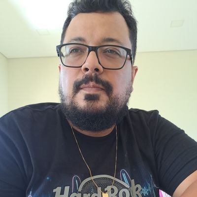 Technologist in computer and free software enthusiast