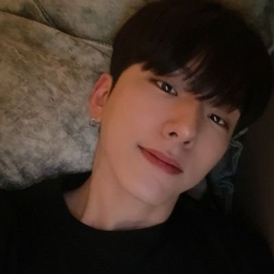 ZerO_luckybang's profile picture. 