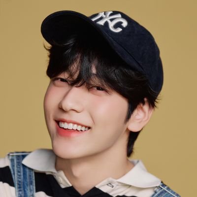 INFJ*****MED Student FAN ACCOUNT
BS Nursing major in SOOBINology and BEOMGYUology student