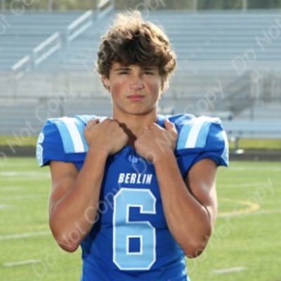 olentangy Berlin high school class of 2028 🏈 5’10 OLB/SS