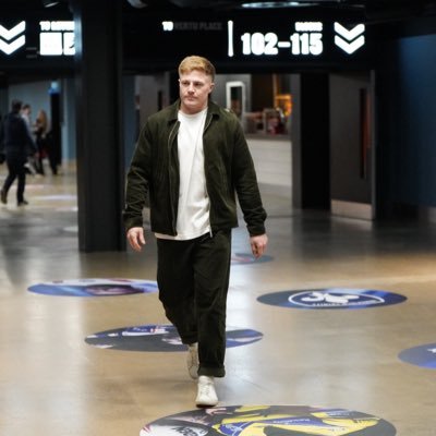 zacwoolford9's profile picture. Long may we play. #383 @Giantsrl