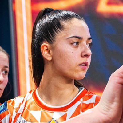🌊Cuenta apoyo a @marserracanta jugadora de @Saiyans_FC_ en la @queensleague, ganadora a deportista revelación y streamer || Dirigida por @x_jimeeee 🐥