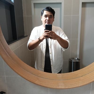 Mencari Redha Illahi
Menuju KejalanNya
Bertabahlah menghadapi tipu daya dunia yang hanya sementara ke akhirat yang kekal selamanya