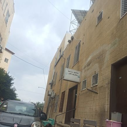 I am Mohammed, a Palestinian from the Gaza Strip, a volunteer at Al-Aqsa Martyrs Hospital. Our dreams are big and our hopes are great, and we struggle for them.