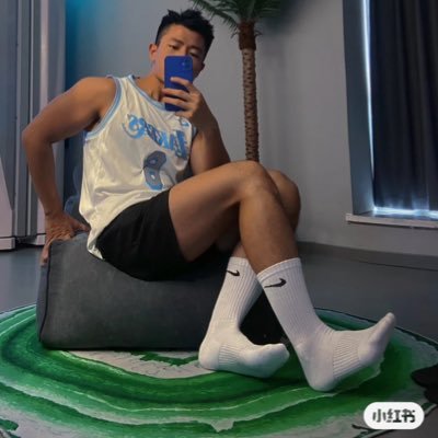 Kaikai1ss's profile picture. 北京1s🏀 | yw私信🧦 | 接视频调教✈️ | 定制视频🦶🏻| 备用号@kaikai1s