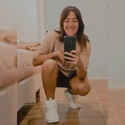 Belu_201110's profile picture. si haces una lista de cosas que deberías cambiar, te faltaría horas en el día para completarla❤️