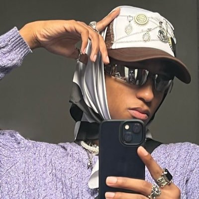 grtveneno_'s profile picture. ah que não sei o que não sei o que lá.