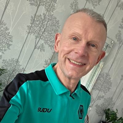 Wolverhampton Wanderers Football Club.
Home & away S T 🎫.
Survived the 80's.
Wolves nostalgia.
Proud Wulfrunian.
🏴 🇬🇧.
