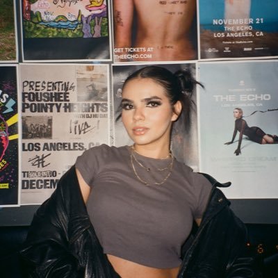 🏳️🌈 | she/her | your gf’s fave music photographer | IG: tiffvnyribeiro