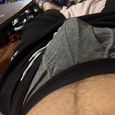 AlexGar05530325's profile picture. 