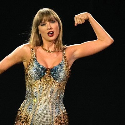 28 | I love Taylor Swift, dogs and planes ✈️ Claim to fame: Taylor follows me on tumblr 😍 Eras Tour Cincy, Nash & Tampa