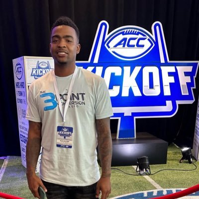 knows_guru's profile picture. I Talk Sports For A Living. #TrueToAtlanta #DirtyBirds #GoDawgs #KawhiLeonardStan✋🏾