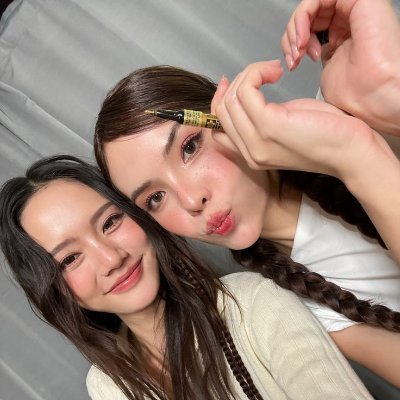 lVloiety's profile picture. Just here to be a wallflower 𖤣𖥧❁𐦍☾❀