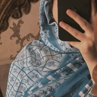 hikaytenoor's profile picture. Passionate about mental health, human behavior & social change