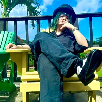 Guitarist of THE CHERRY COKE$. チェリコのギターMASAYAです。 愛猫はOZZY(♂)🐈ユニヴァ音楽教室でギター講師もしています🎸https://t.co/BkfjkEirfA