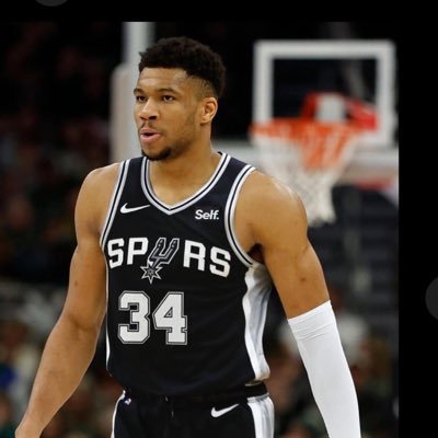 euphoricgiannis's profile picture. Giannis enthusiast| #RetiredBearsFan