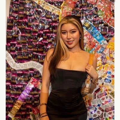 Insightfunders's profile picture. Shit post account