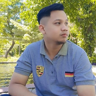 URANG AWAK📍 SBY - PADANG PANJANG INDONESIA🇲🇨

https://t.co/3AH3CGgs3B
ilhamarif684@gmail.com 📩📧