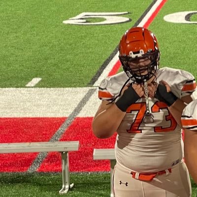 Valon6723721's profile picture. |HT 6,3|WT310|bench 315 squat 430 incline bench 280 and dead lift 435 I go to Tahlequah high school in Oklahoma my phone # is 918-871-6086 class of 2028