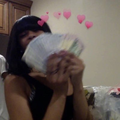 renyandayo's profile picture. 