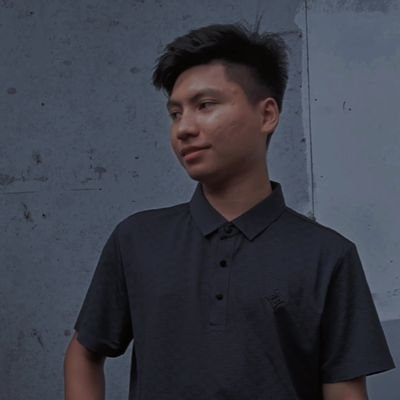 myomyat_za12581's profile picture. 