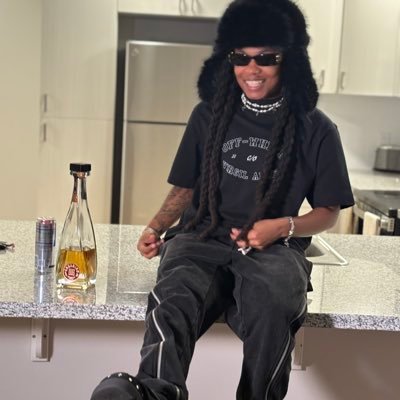 I Do What I Want😎 Not What I Can 🤑Niggas claiming KING 🤴🏽 I BEEN that🤙🏽 IG:kiing_theoriginal SC:kiingoriginal