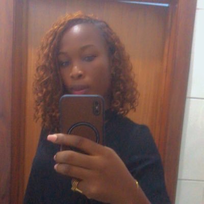 ElemeleP's profile picture. 