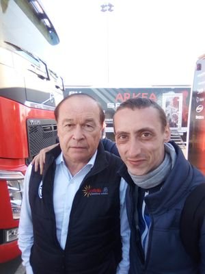 loic67979737709's profile picture. Bonjour