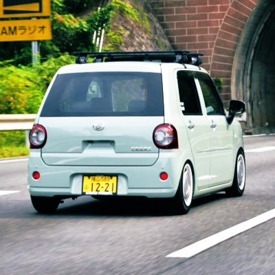 っ Profile