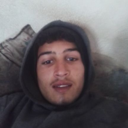 Hosinn162298's profile picture. 