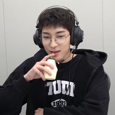 delirell's profile picture. hi it's me ardi • multi • ig: delirell