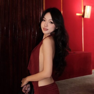 Chloe Profile