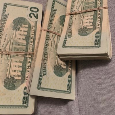 ydufoolsfall's profile picture. 