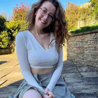 LolaDurand9528's profile picture. 