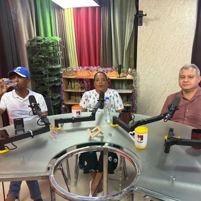 DeCaraAlSol1's profile picture. 