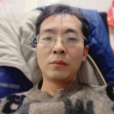 wangzhongwang99's profile picture. 🌟 探索者 | 热爱科技与创意 | 分享思考与灵感  
📚 持续学习 | 连接世界 | 用文字记录生活  
💡 相信改变的力量 | 期待与你交流  

#科技 #思考 #生活 #连接