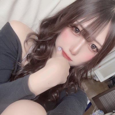 20の代メンヘラ男性㌠ #Ninja1000 お仕事のご依頼はDMかkusakakairi1121あっとhttps://t.co/UsYrN48dlBまで 🦀←推して、どうぞ @kitsune_tokyo ←逢える