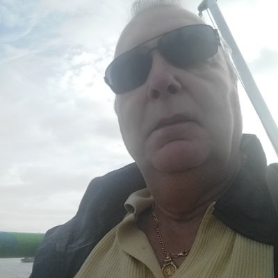 Le Camp des Saints Profile