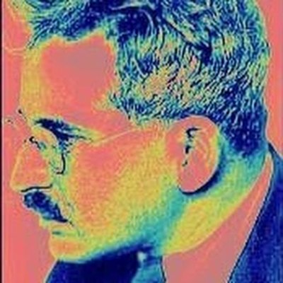 진보주의, 페미니즘, 소수자적 관점에서 영화와 그 속에 담긴 사회적, 정치적 의미를 분석합니다.