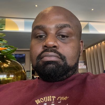 Lwandile_MJIKY's profile picture. I'm a man of purpose and a visionaire. God is my helper in all things, I would be nothing without Him. @ChelseaFC is my club!