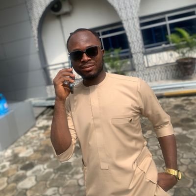 Physiotherapist. Manchester United fan♥️