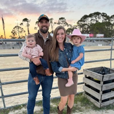 Jesus follower, Auburn Alum. Harrell’s SW Florida. Love Golf, Rugby and anything outside and fitness related. my tweets are my own.