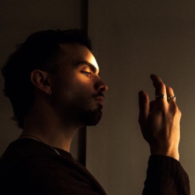 ThomasRosenhart's profile picture. Jeweler, Founder of @rosenhart_joa